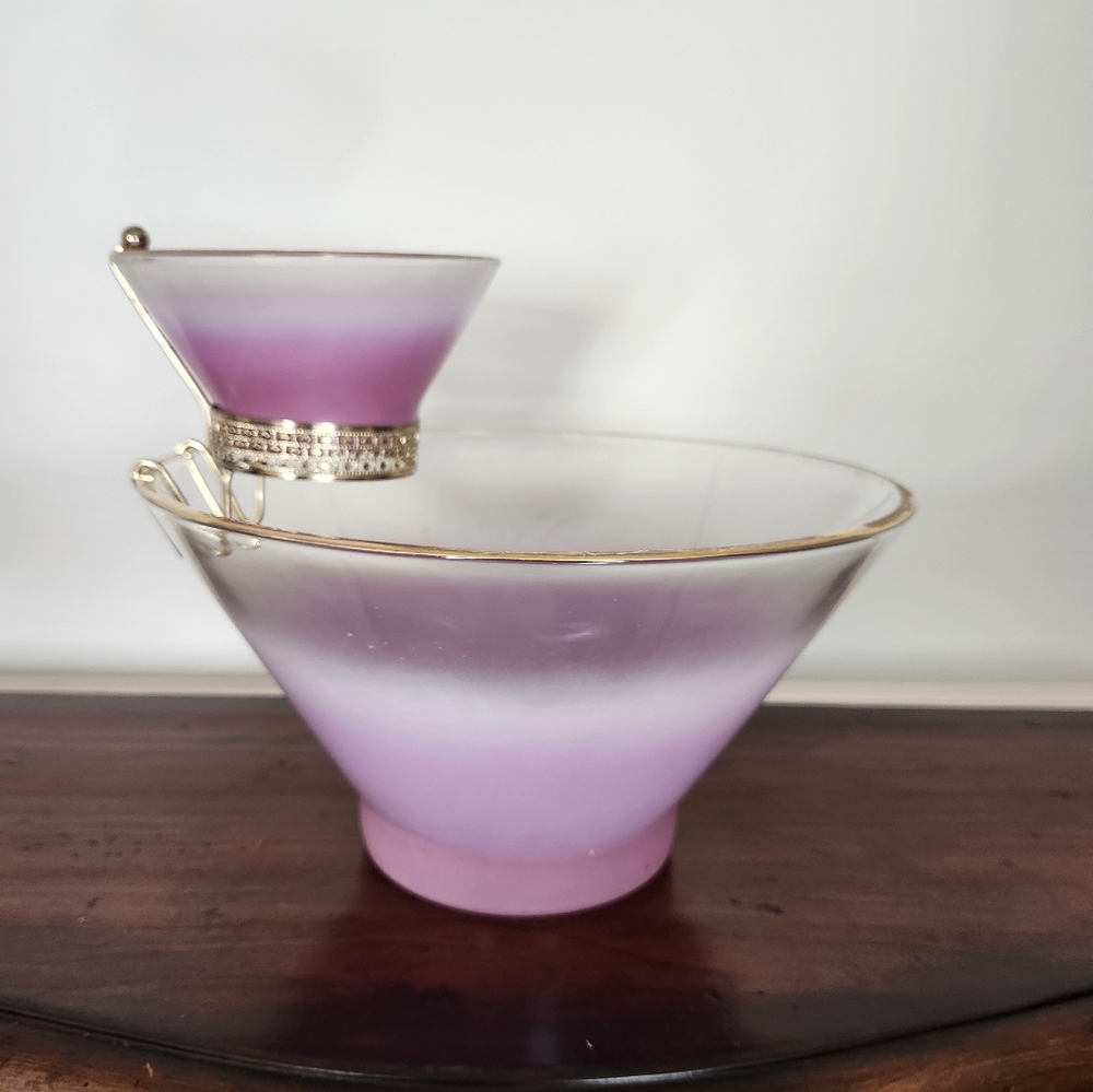 Retro Chip and Dip Set Capri Federal Glass Vintage Lilac Frosted Glass